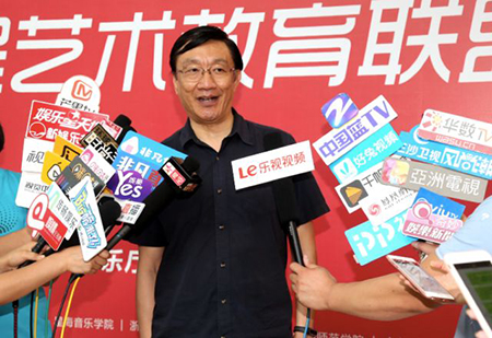 以科技之力，筑艺术传承之魂<br />：馗咝Ｔ冻桃帐踅逃似舳鞘皆猜淠
