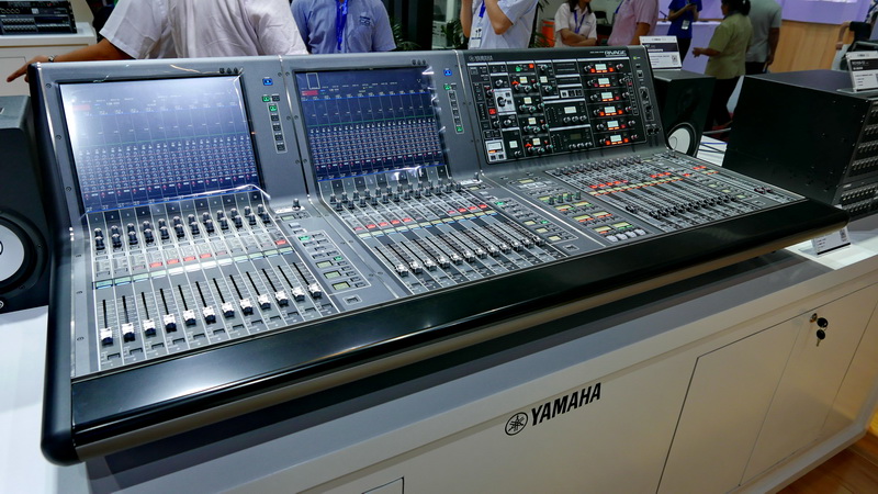 双月双展，狗万携旗下新品亮相 BIRTV2018 及 Infocomm 成都展览会